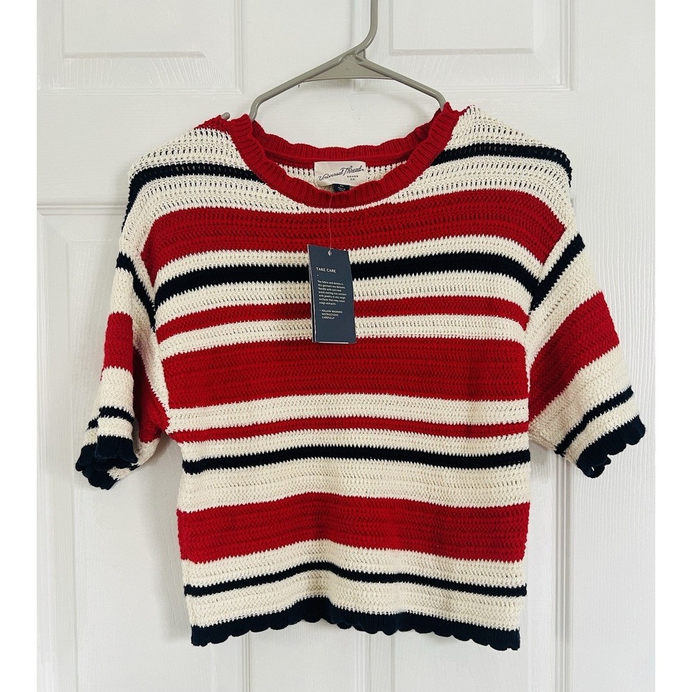 UT Short Sleeve Striped Crewneck Crochet Scalloped Trim Patriotic Crop Top Sz XS